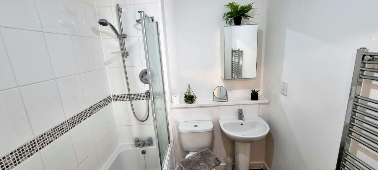 360 Serviced Accommodations - Colchester Marine Quay - 1 Double Bedroom Apartment Exterior foto